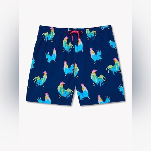 Chubbies classic swim trunks in ‘The Fowl Plays’ print. 5.5 inch inseam. NWT! - Picture 3 of 7